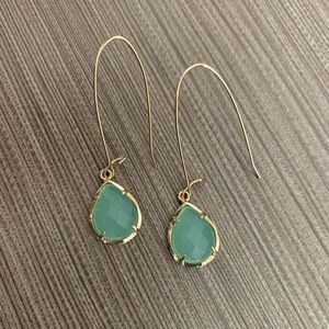 NWOT Green Dee Kendra Scott Earrings